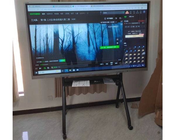 定遠(yuǎn)縣某單位86寸會議一體機